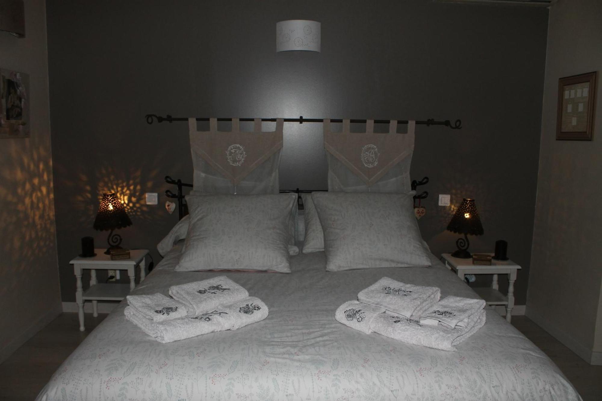 Lou Bastido Marselha Quarto foto